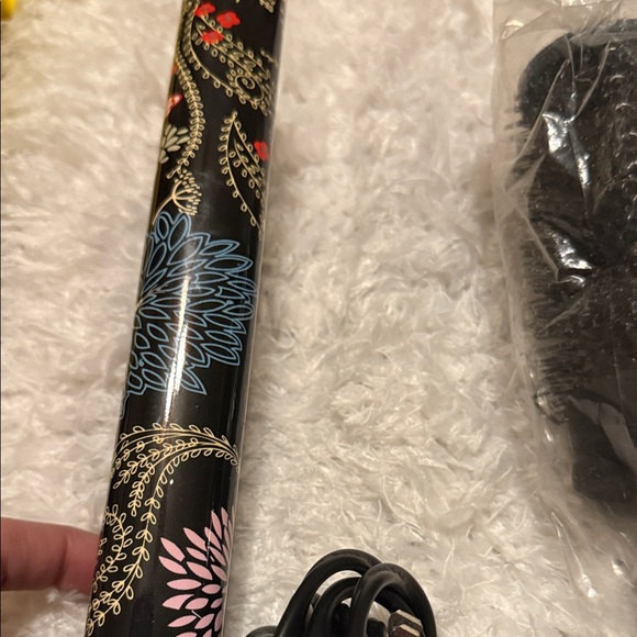 2/$25 GEM Pink Hair Dryer and Black Styling Tools Set like new! - Picture 6 of 6